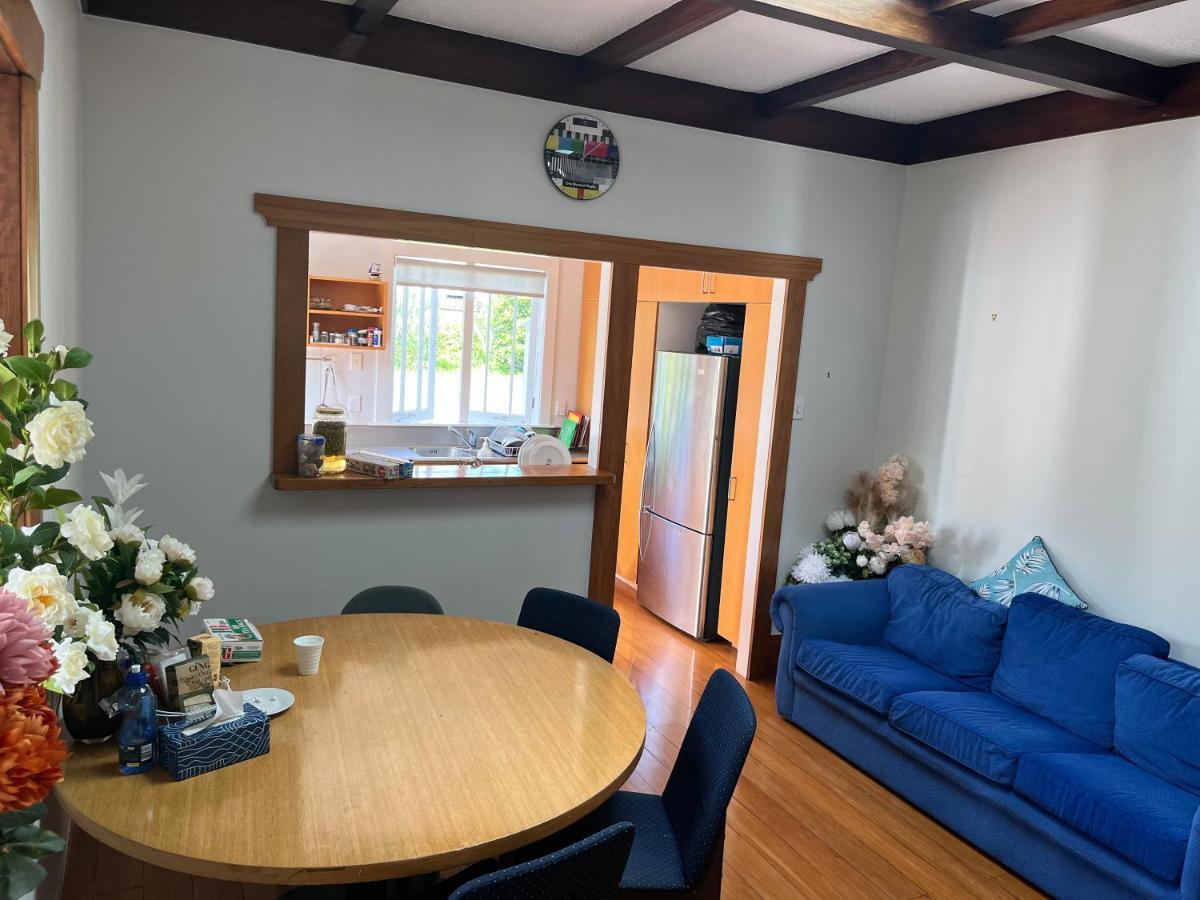 Bayswater Homestay Auckland Exterior photo