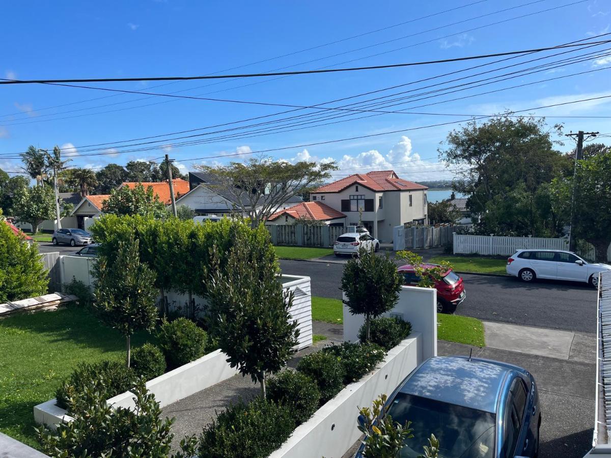 Bayswater Homestay Auckland Exterior photo